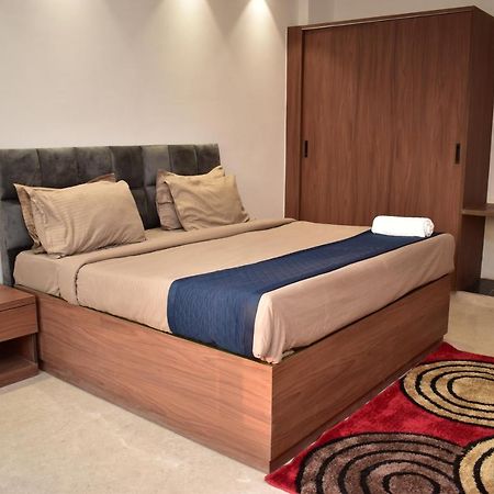 Qotel Hotel Signature Bnb-Ashok Vihar Nové Dillí Exteriér fotografie